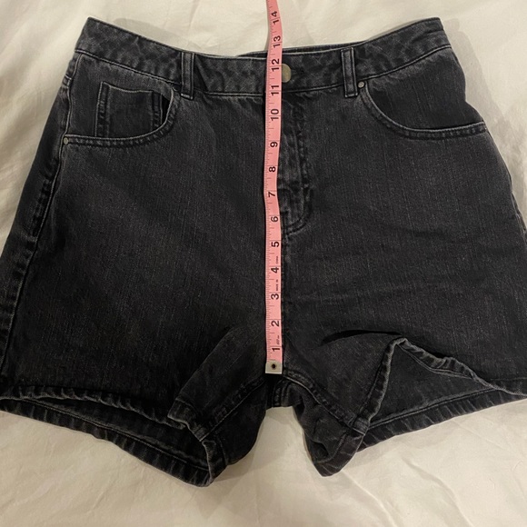ASOS Black Denim Mom Shorts - Picture 4 of 9